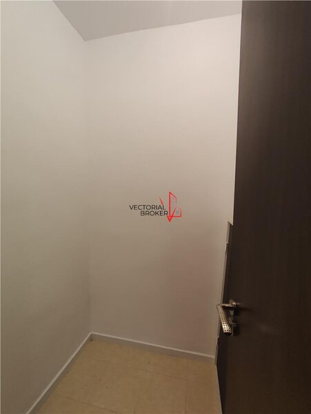 Calea Mosilor Decomandat, bloc 1980, metrou Obor